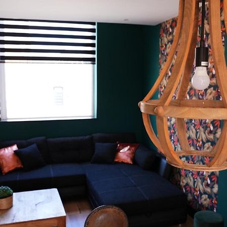 Les Charmes De Liege Apartment วาลองเซียนส์ ภายนอก รูปภาพ