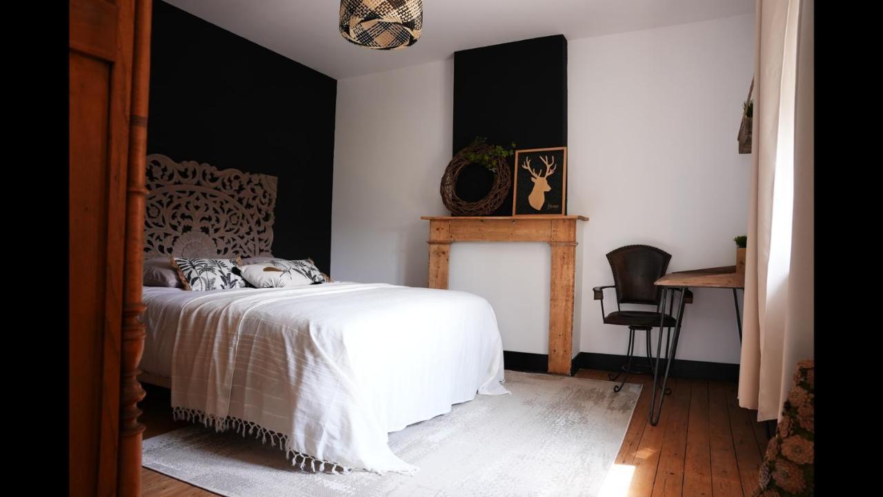 Les Charmes De Liege Apartment วาลองเซียนส์ ภายนอก รูปภาพ