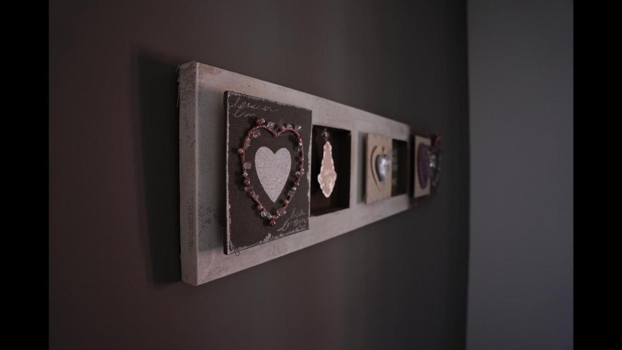 Les Charmes De Liege Apartment วาลองเซียนส์ ภายนอก รูปภาพ