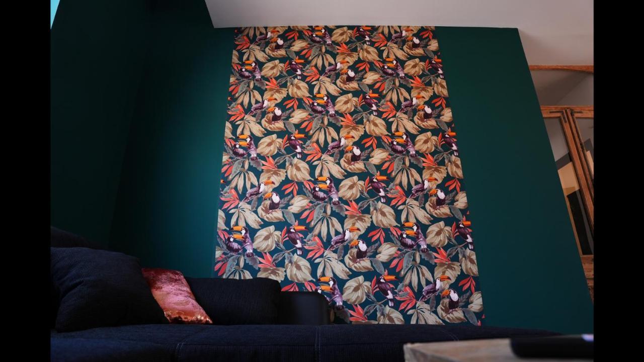 Les Charmes De Liege Apartment วาลองเซียนส์ ภายนอก รูปภาพ